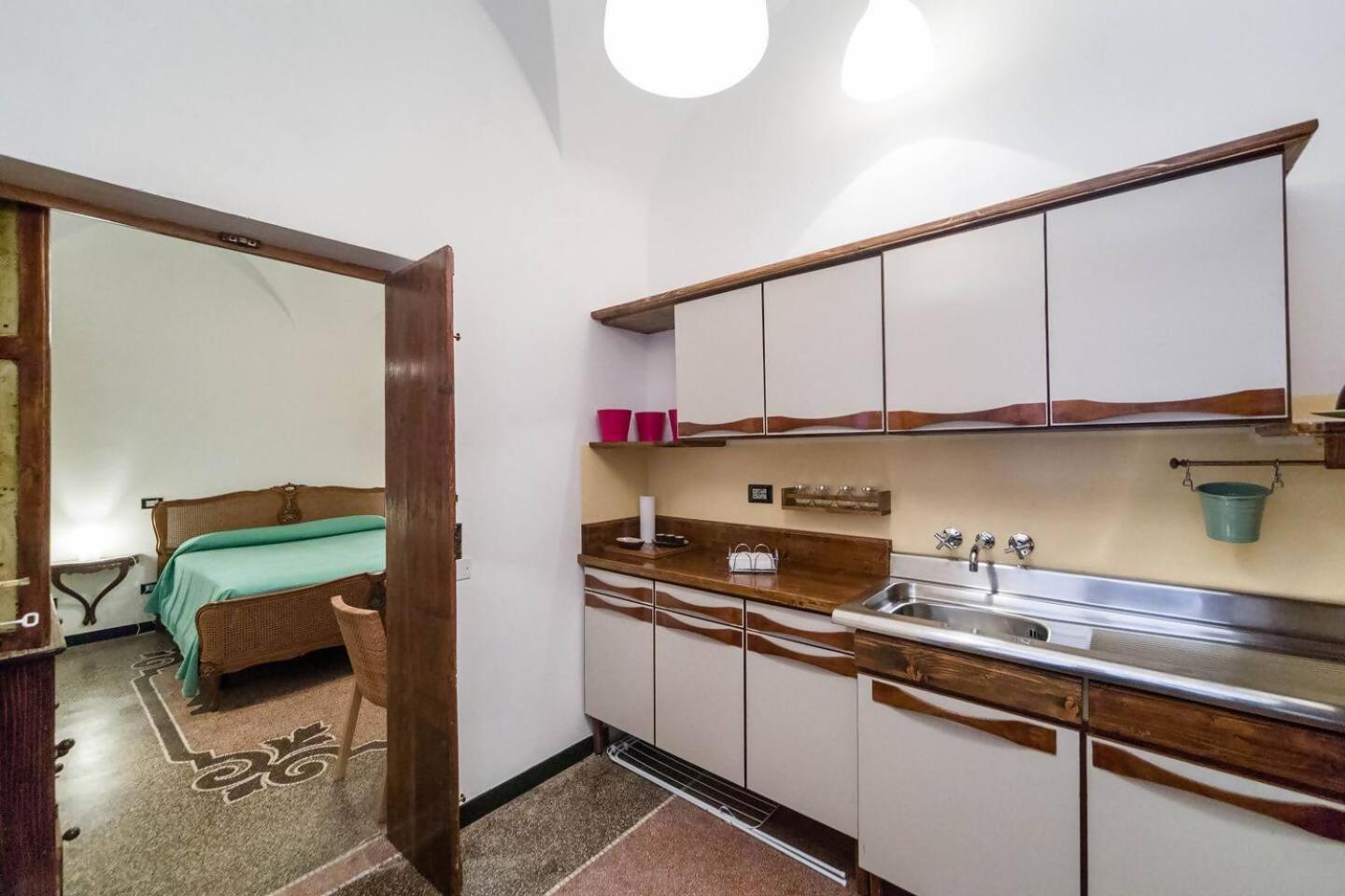 Lovingenoa Old Stone Apartment Ngoại thất bức ảnh