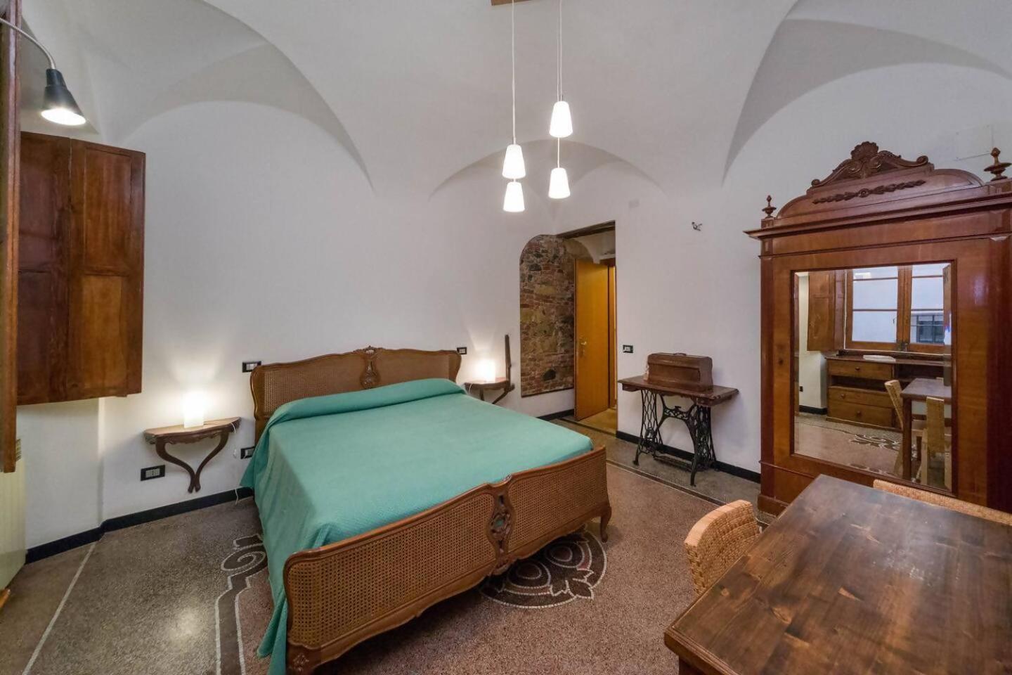 Lovingenoa Old Stone Apartment Ngoại thất bức ảnh