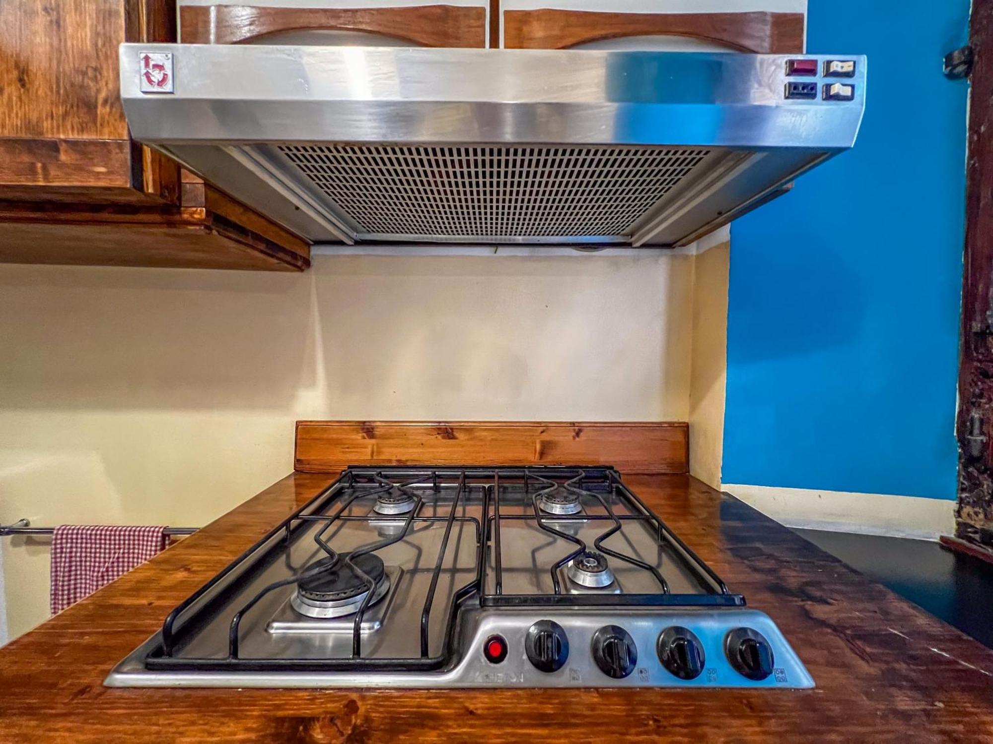 Lovingenoa Old Stone Apartment Ngoại thất bức ảnh