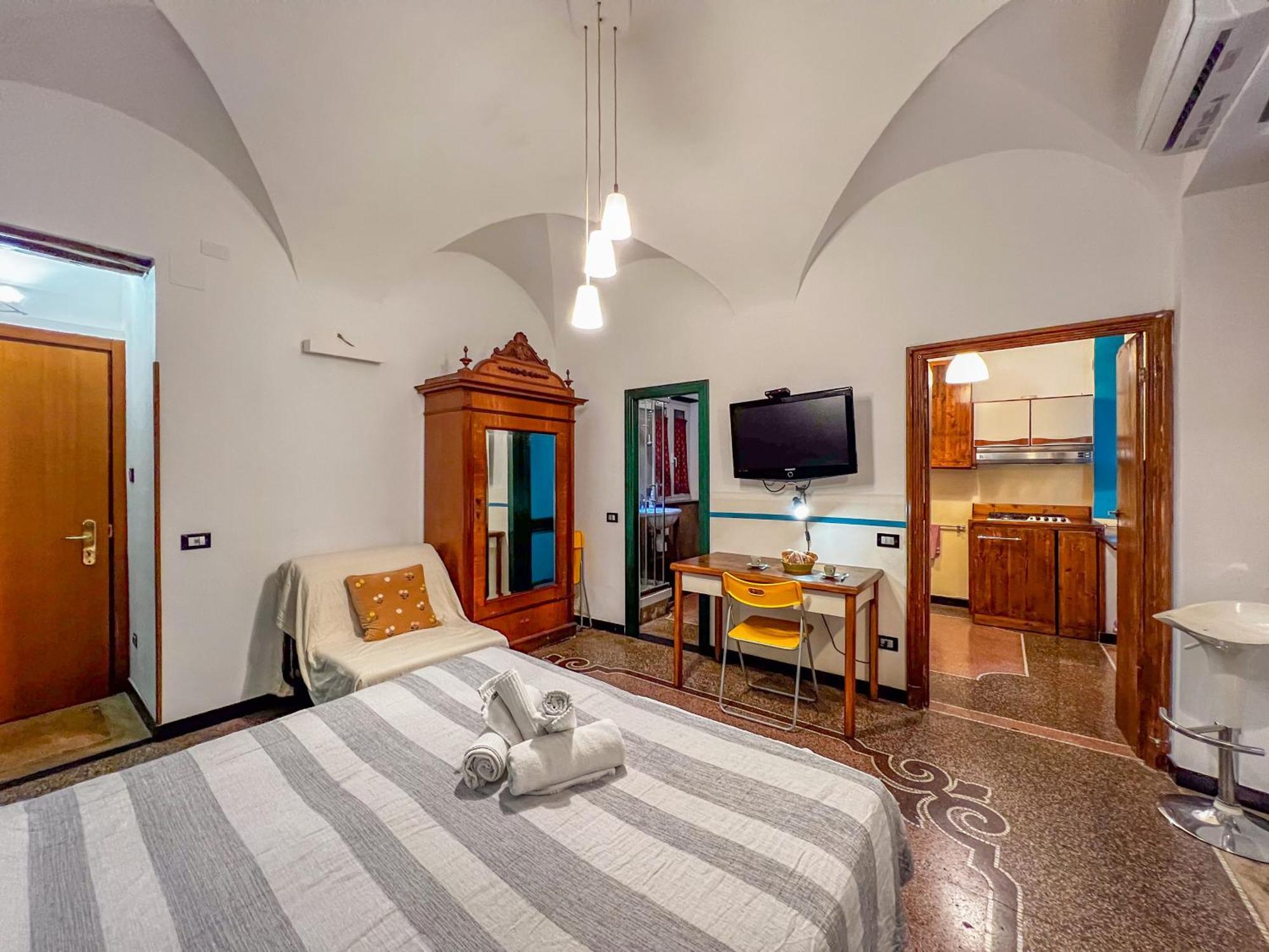 Lovingenoa Old Stone Apartment Ngoại thất bức ảnh